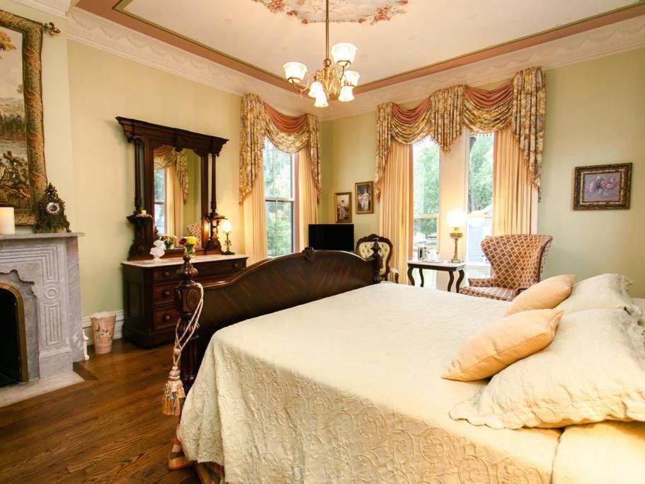 Silas W Robbins B&B Wethersfield エクステリア 写真